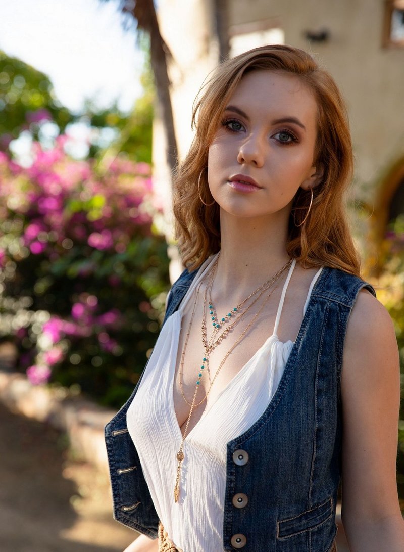 Елена, 27 лет, 4 размер груди